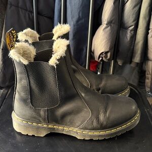 Dr. Marten’s 2976 Leonore